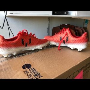 Adidas Messi 16.1 Cleats